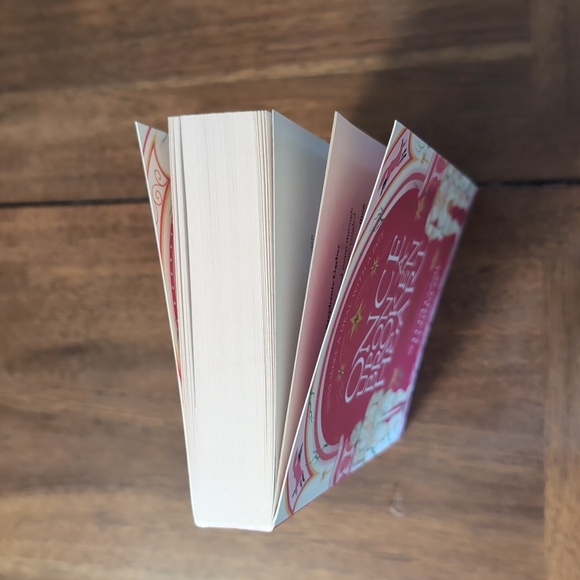 Once Upon a Broken Heart Book- Stephanie Garber (UK edition) - Picture 5 of 9